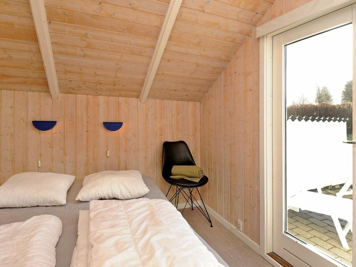 8 Person Holiday Home In Hejls Экстерьер фото