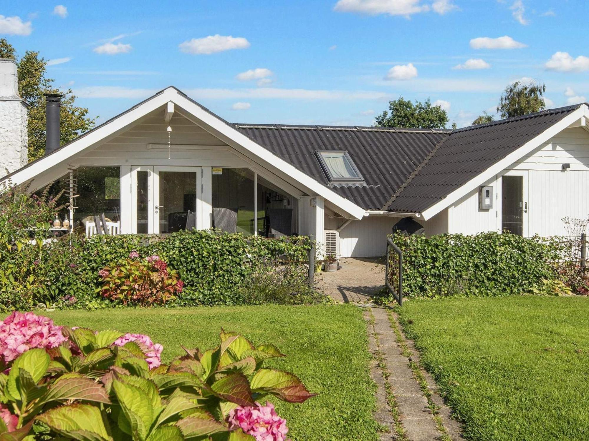 8 Person Holiday Home In Hejls Экстерьер фото